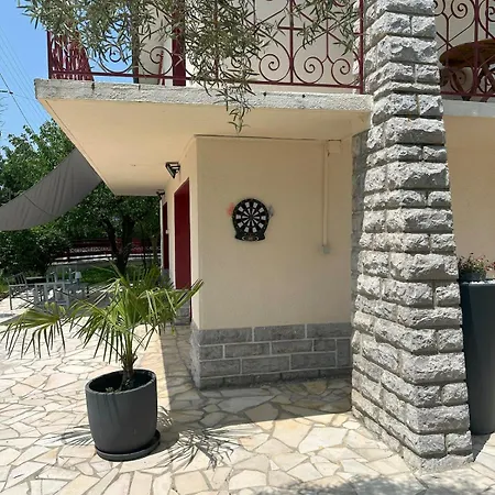 Appartement T3 70m2 Dans Maison Quartier Residentiel Pau