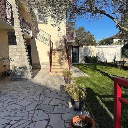 T3 70m2 Dans Maison Quartier Résidentiel Pau