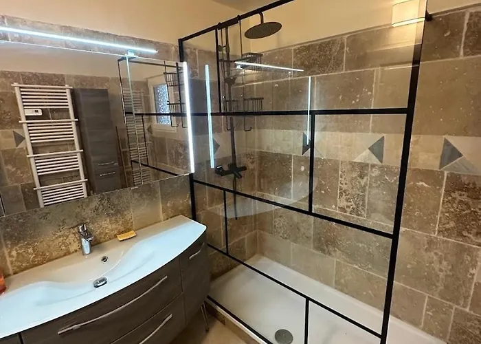 Appartement T3 70m2 Dans Maison Quartier Residentiel Pau