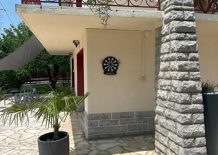 Appartement T3 70m2 Dans Maison Quartier Residentiel Pau
