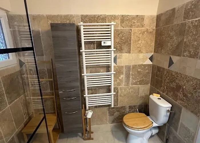 Appartement T3 70m2 Dans Maison Quartier Residentiel *